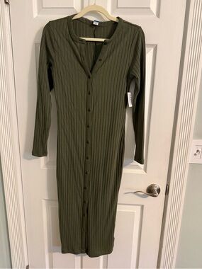 old navy green long sleeve dress Old Navy Dark Green Spring Floral Smocked Long-Sleeve Dress for Girls Size  XS